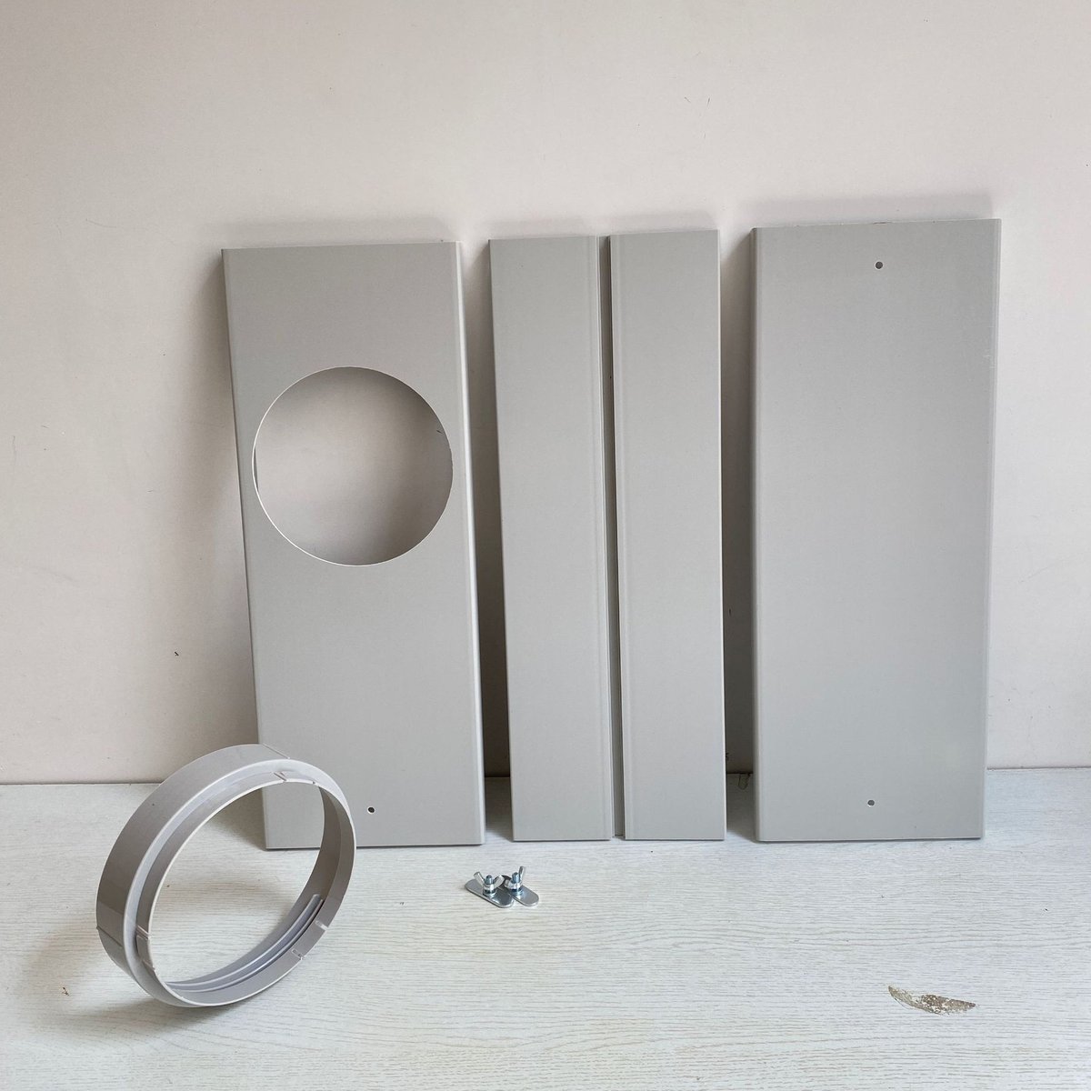 3 Panels + 150mm Round Connector