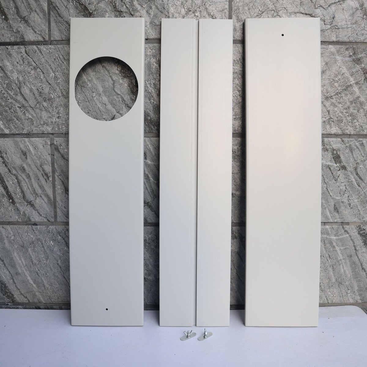 4 Panels 67.5cm x 16cm